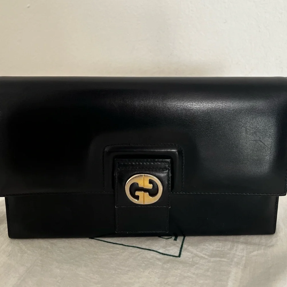 Rare Vintage Gucci Shoulder Clutch Bag Black Leather 1970s